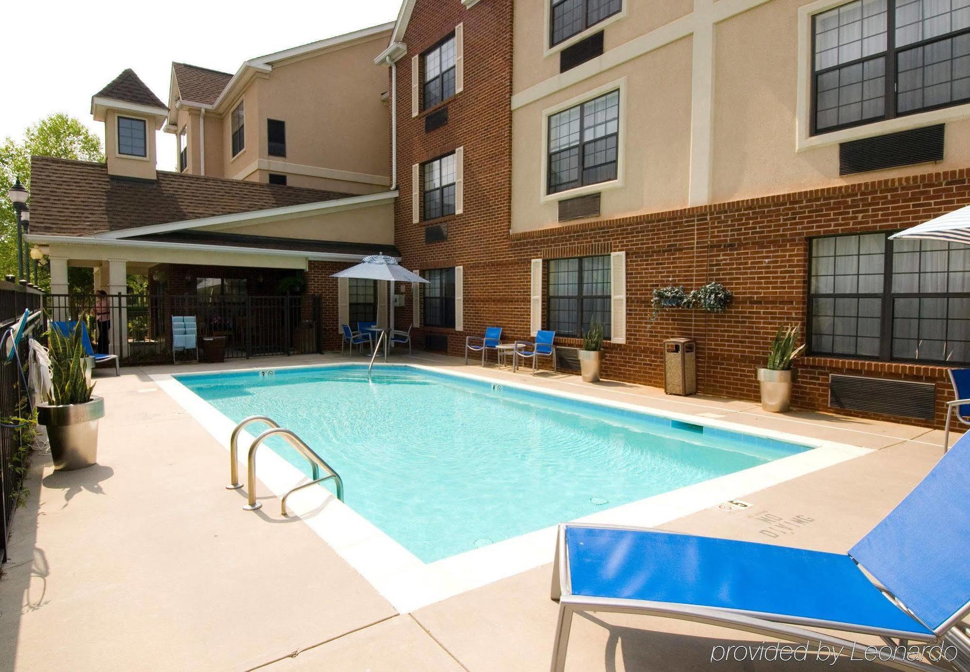 Towneplace Suites Charlotte University Research Park מראה חיצוני תמונה